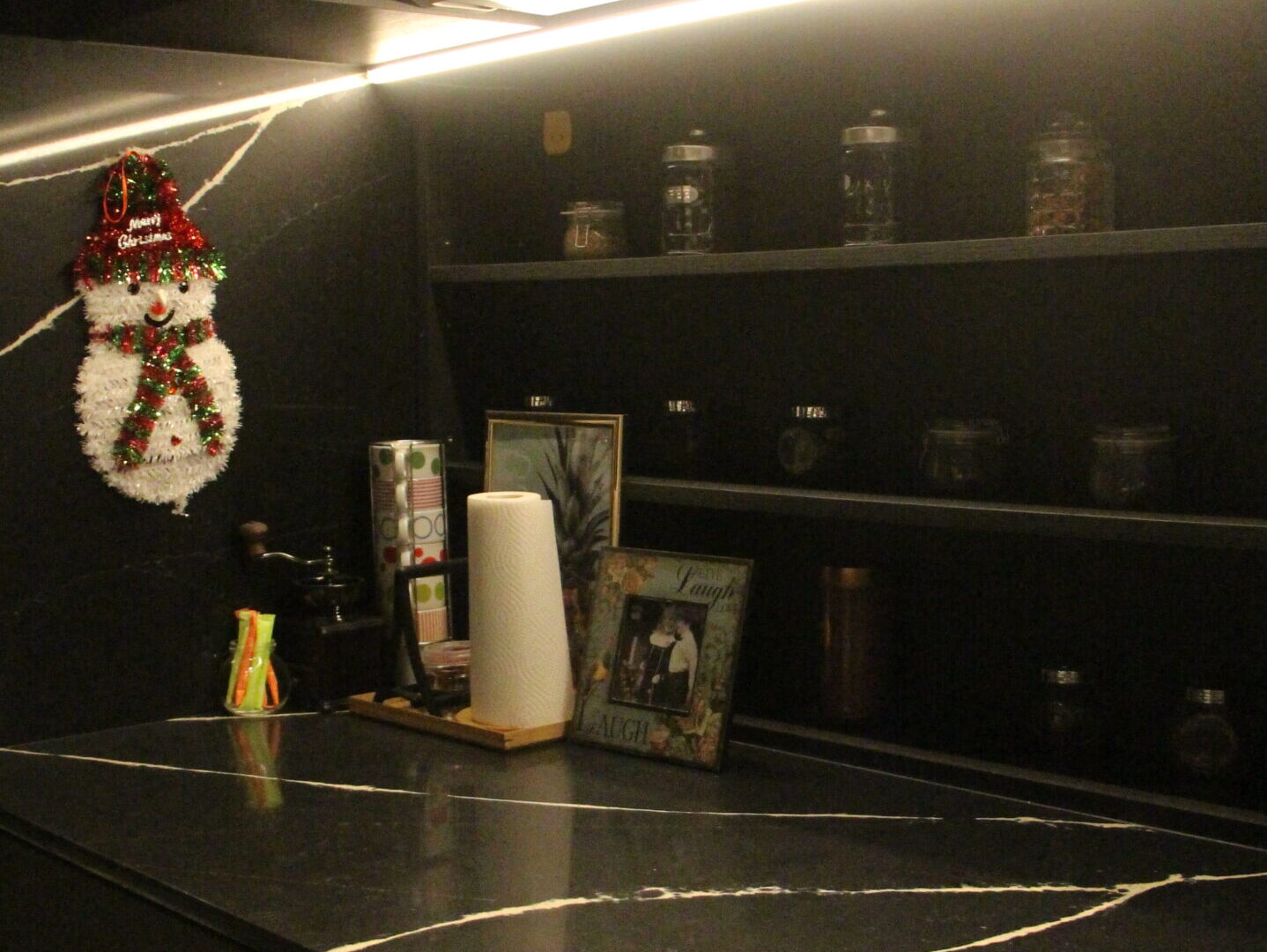 Showroom Kitchen with Silestone Countertop
